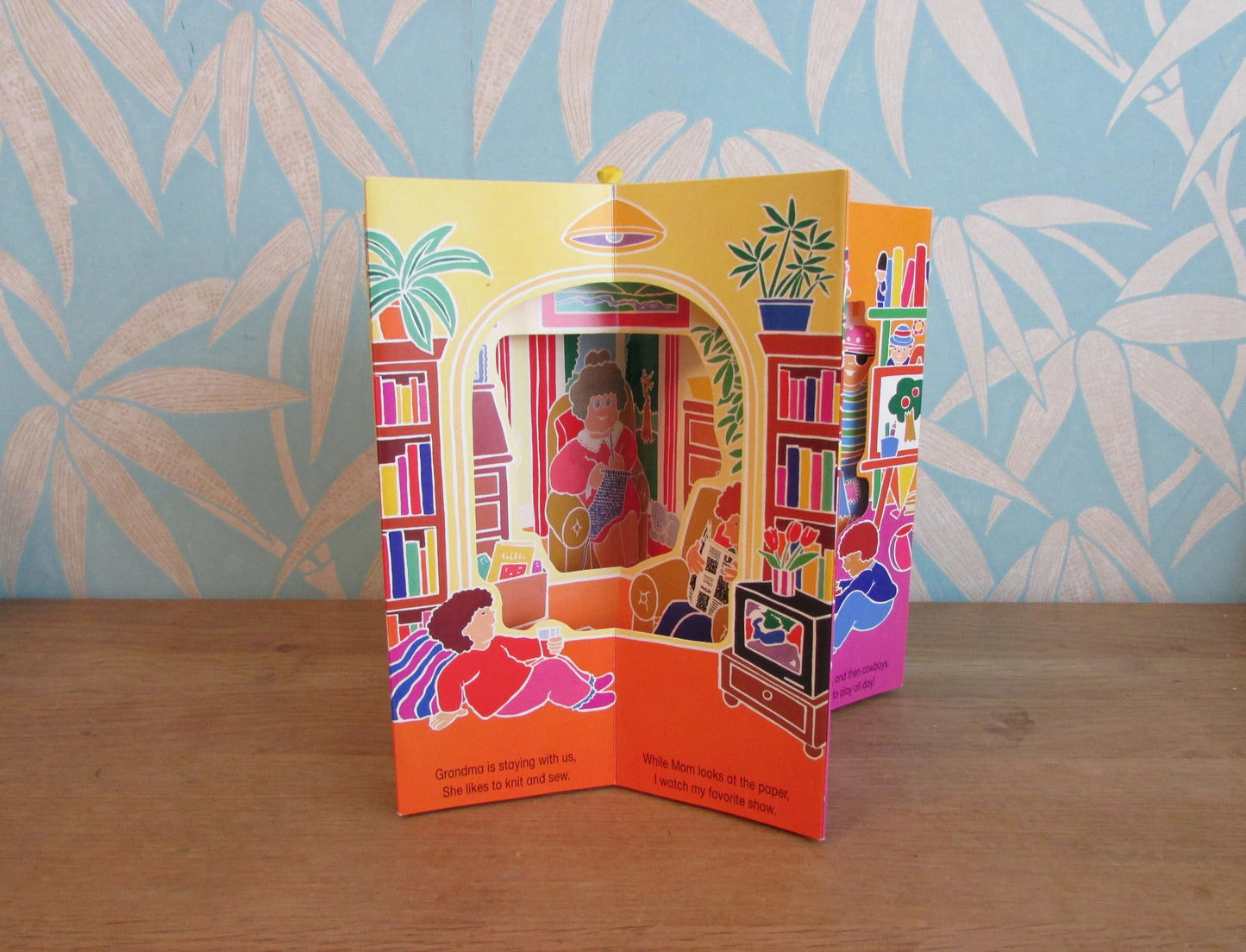 The House: open out a 3-dimensional house, illustrated by Claire Henley (Hardback, 1995)