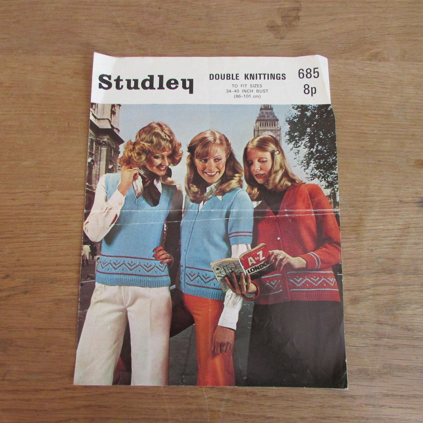 1970s/80s Studley No.685 knitting pattern for cardigan with short or long sleeves