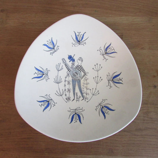 Mid-century Inger Waage for Stavangerflint, Norway, hand painted triangular plate, Man with Mandolin
