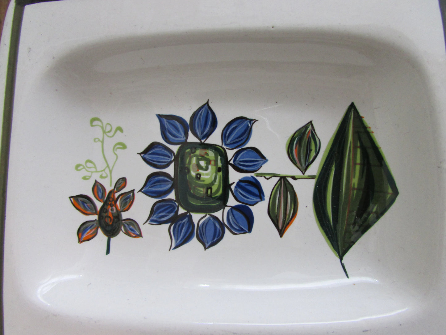 Mid-century Palissy Royal Worcester Casual Tableware blue flower divided snack dish