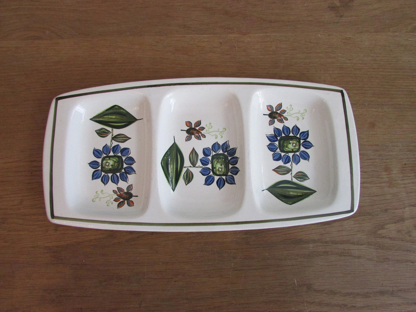 Mid-century Palissy Royal Worcester Casual Tableware blue flower divided snack dish