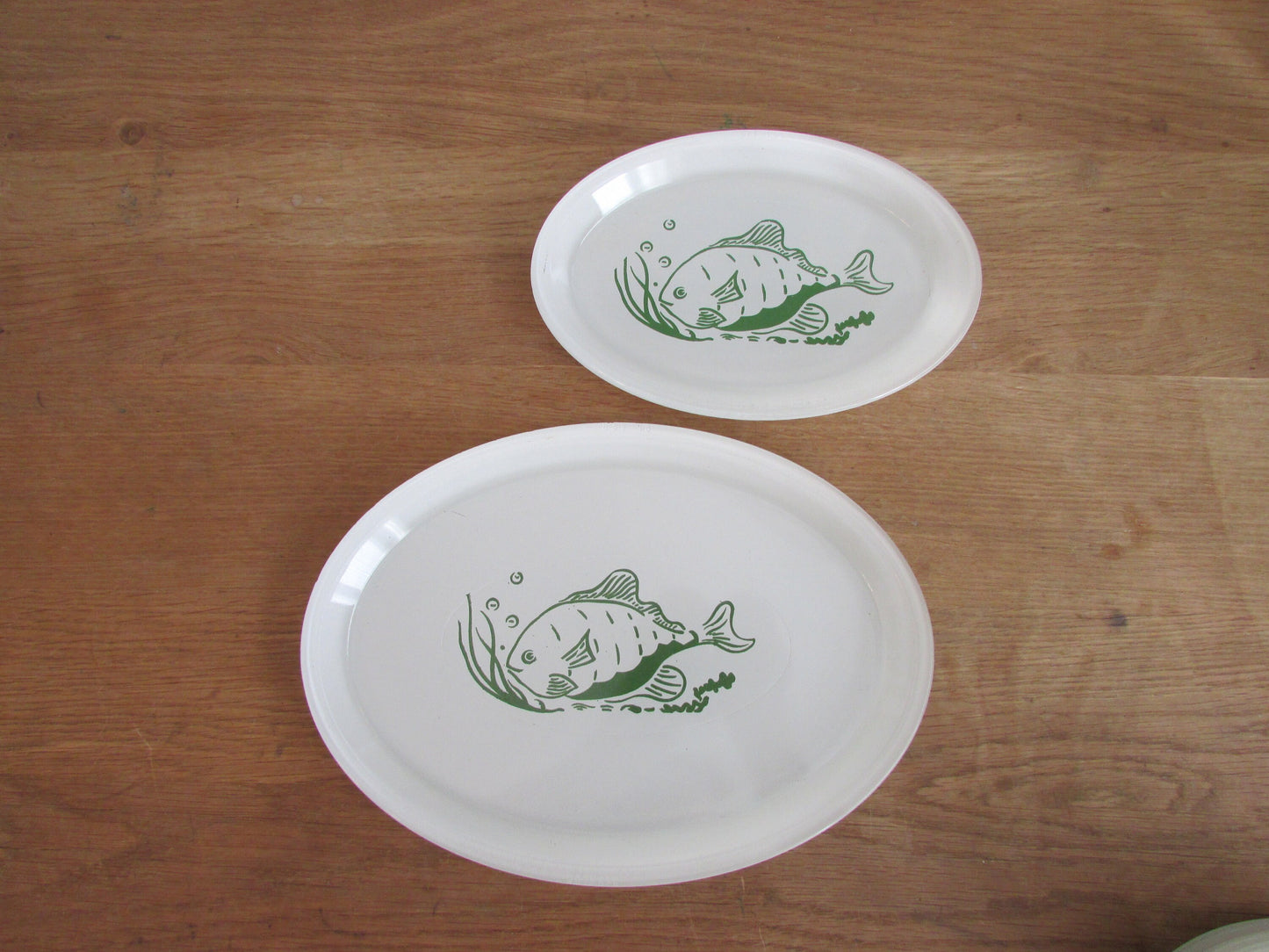 1960s 7-piece Phoenix Opalware tropical fish design oval platter set