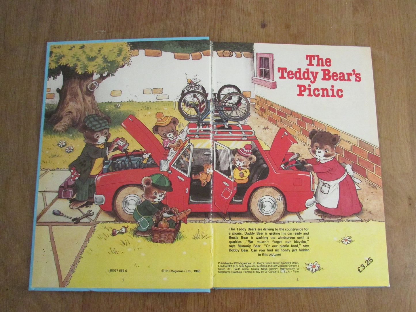 Playhour annual (Hardback, 1986)