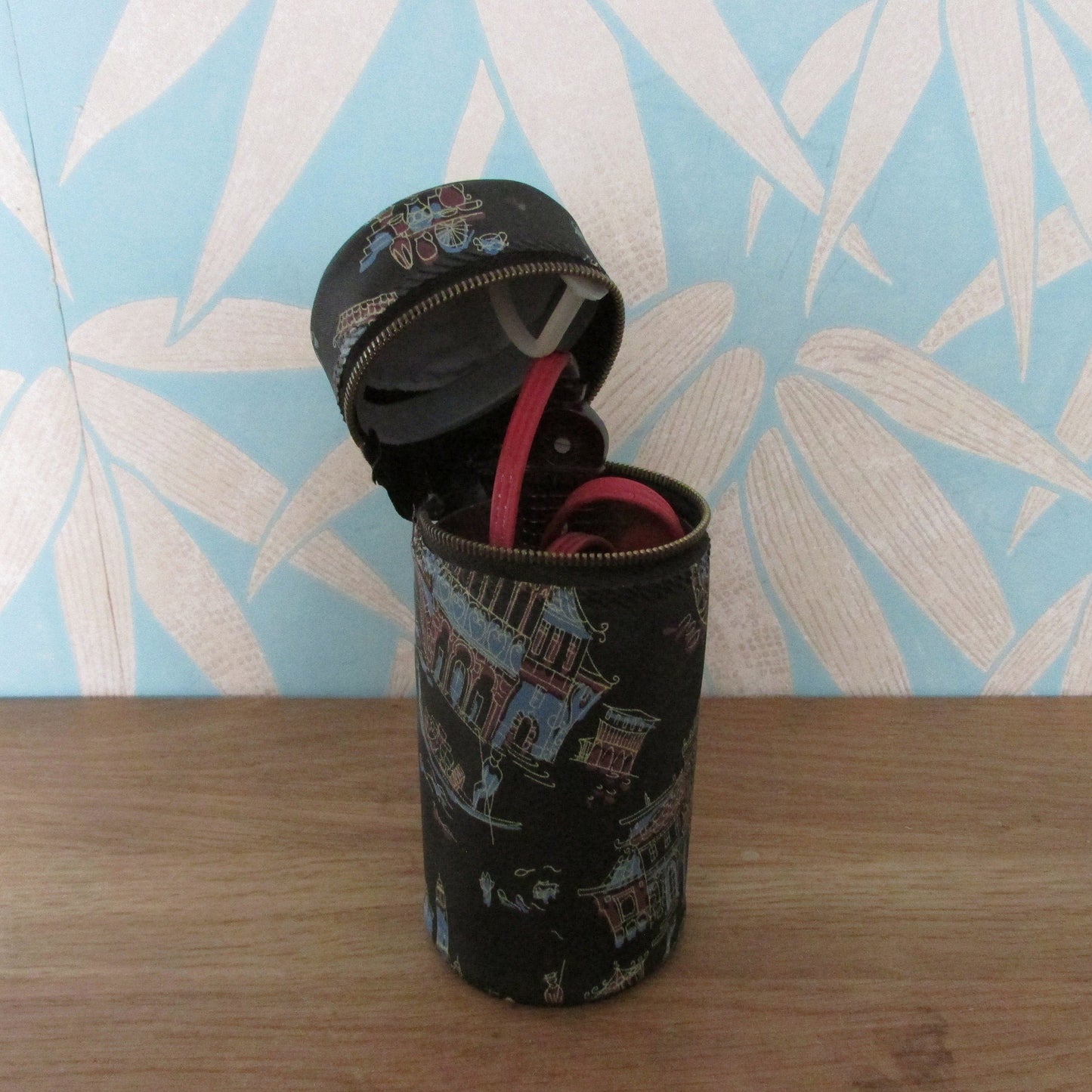 circa. 1960s Eltrolüd travel immersion heater with kettle/mug & illustrated 'Landmarks' vinyl case