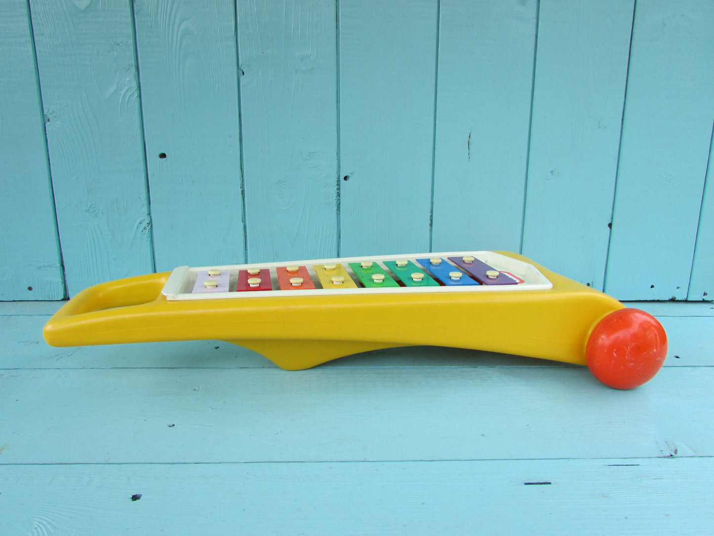 circa. 1980s Little Tikes Tap-a-Tune rolling musical xylophone toy