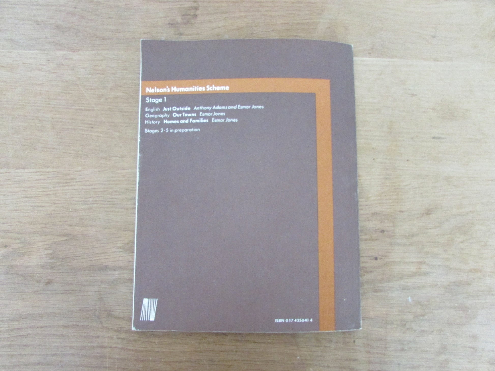 Homes & Families (Nelson's Humanities Scheme History 1), by Esmor Jones (Softback, 1973)