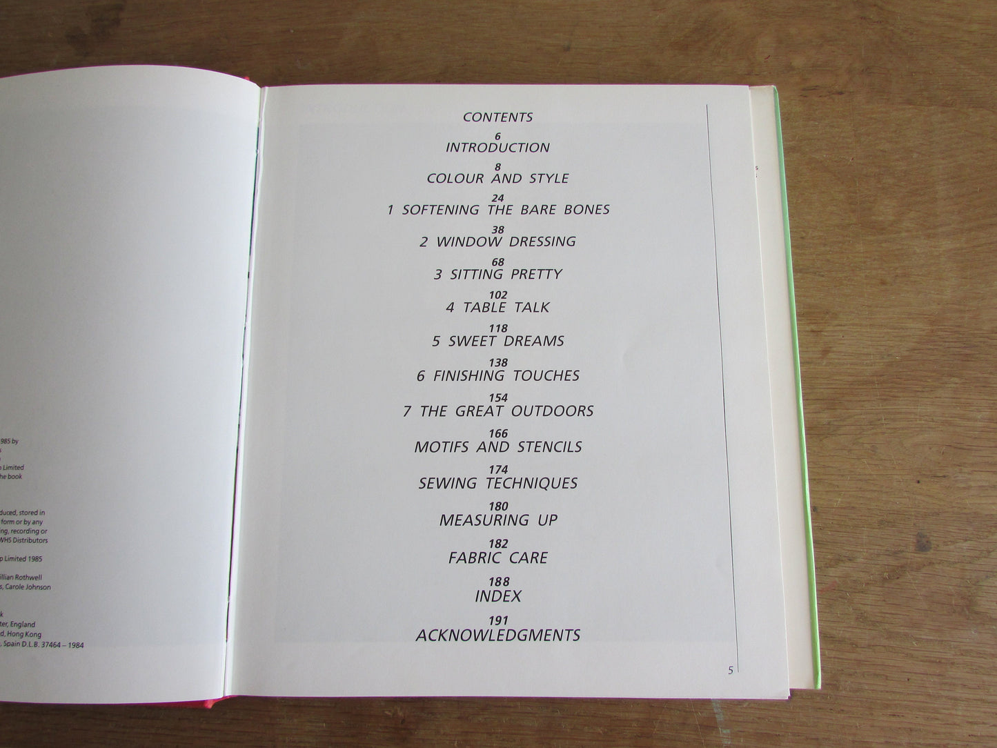 Pure Fabrication: Fabric Ideas for the Home, by Maggie Colvin (Hardback, 1985)