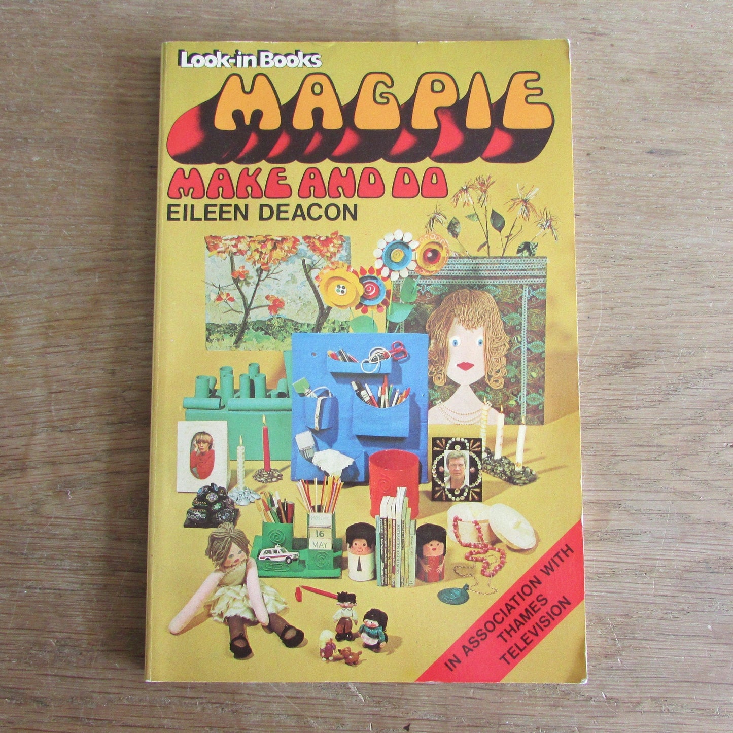 Look-in Books: MAGPIE Make & Do, by Eileen Deacon (Softback, 1977)