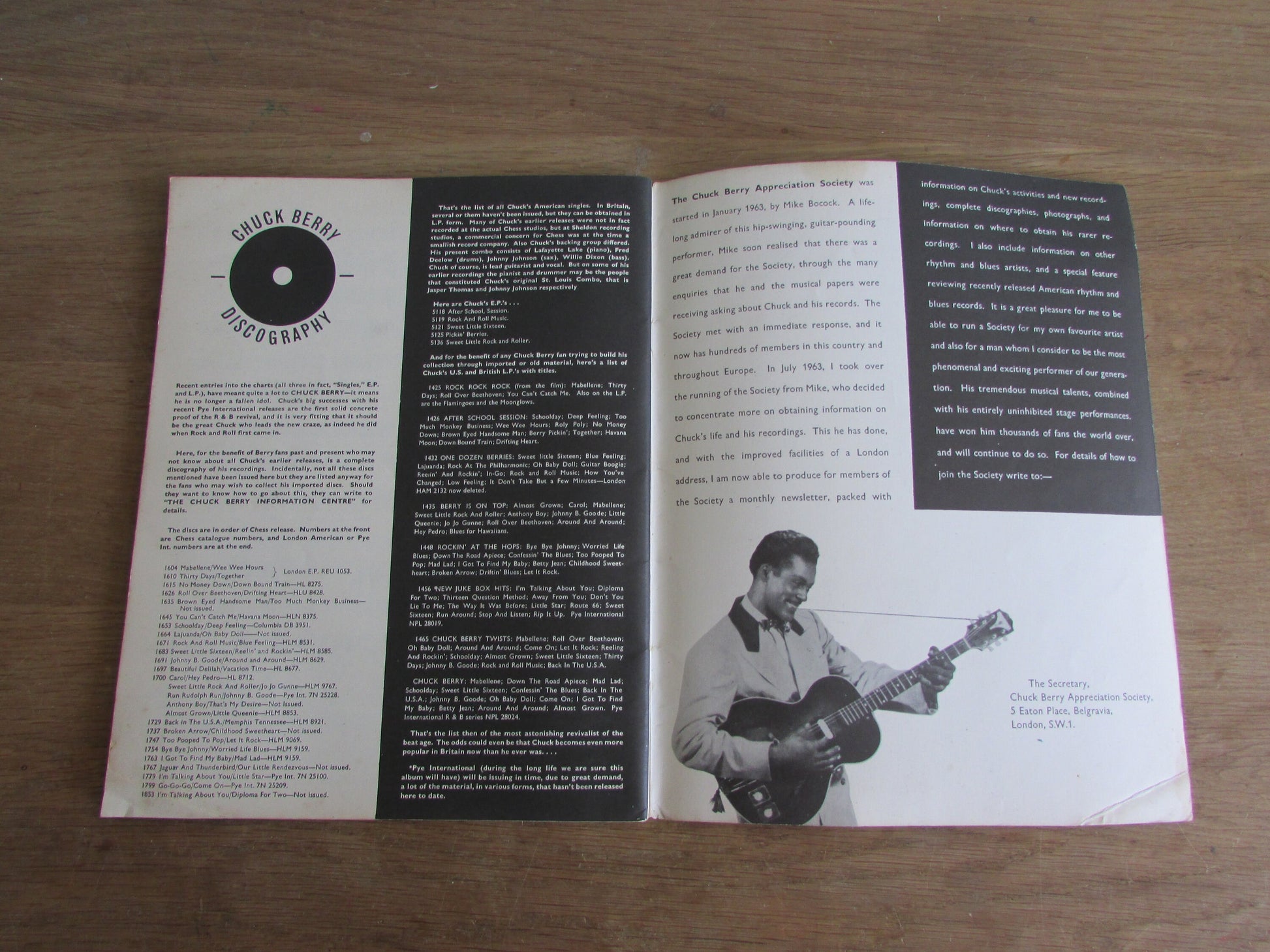 Vintage Chuck Berry Album of Rhythm & Blues sheet music, lyrics and guitar