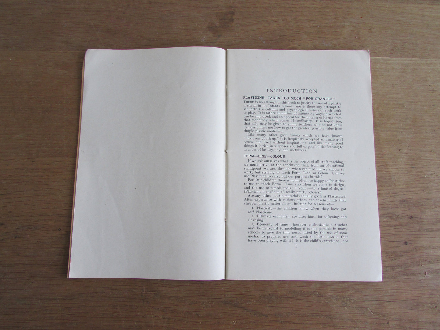 Harbutt's "Plastic" Series: First Steps in Modelling, by Winifred M. Colliss (Softback, 1940s)