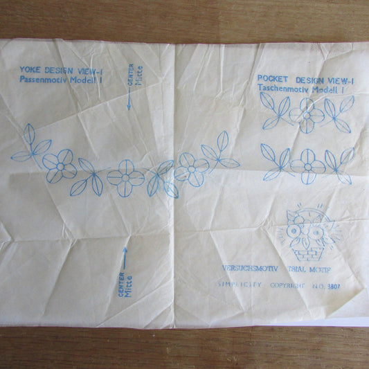 Unused 1961 Simplicity 3807 yoke & pocket design embroidery transfer (only) for toddlers' dress, pinafore and panties