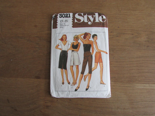 Part cut 1980 Style 3021 sewing pattern for misses' skirt in 2  lengths, trousers or shorts, size 10 (see description below)