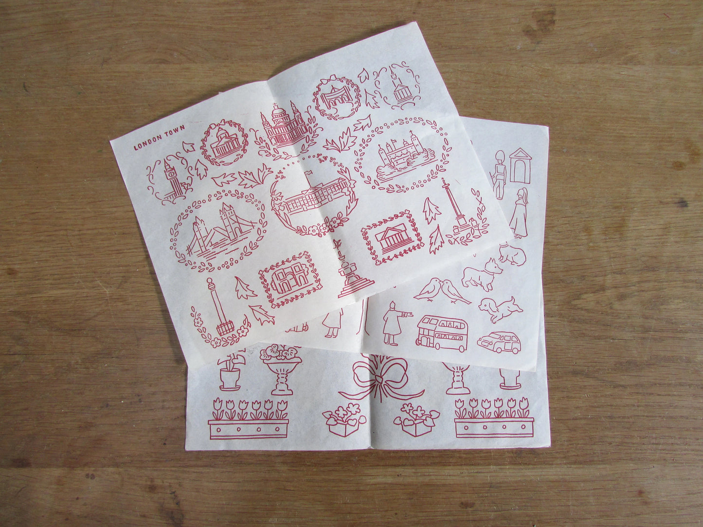 Used 1950s Norman Hartnell's 'London Pride' transfer library