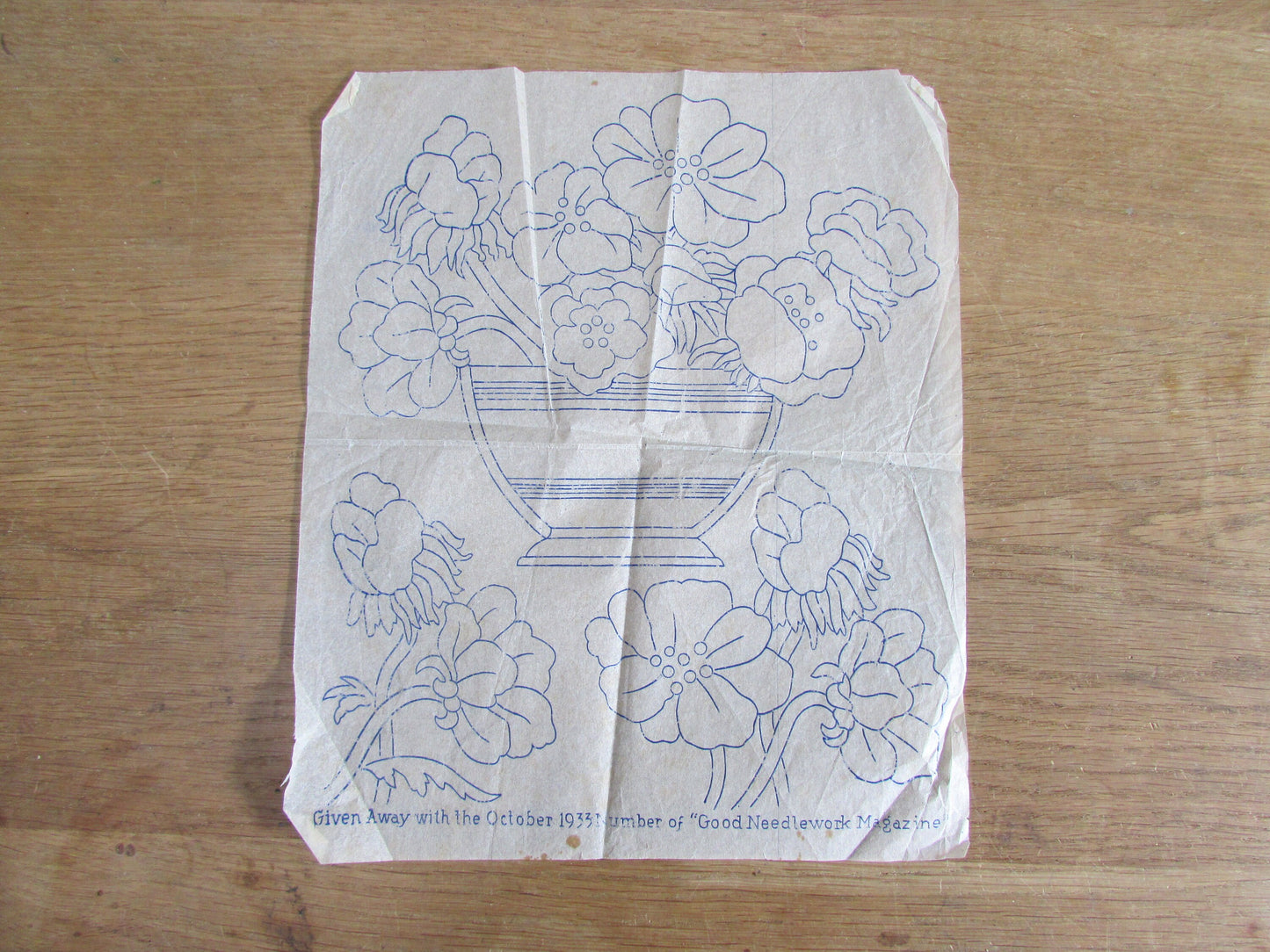 Unused October 1933 Good Needlework Magazine mixed flowers in vase embroidery transfer