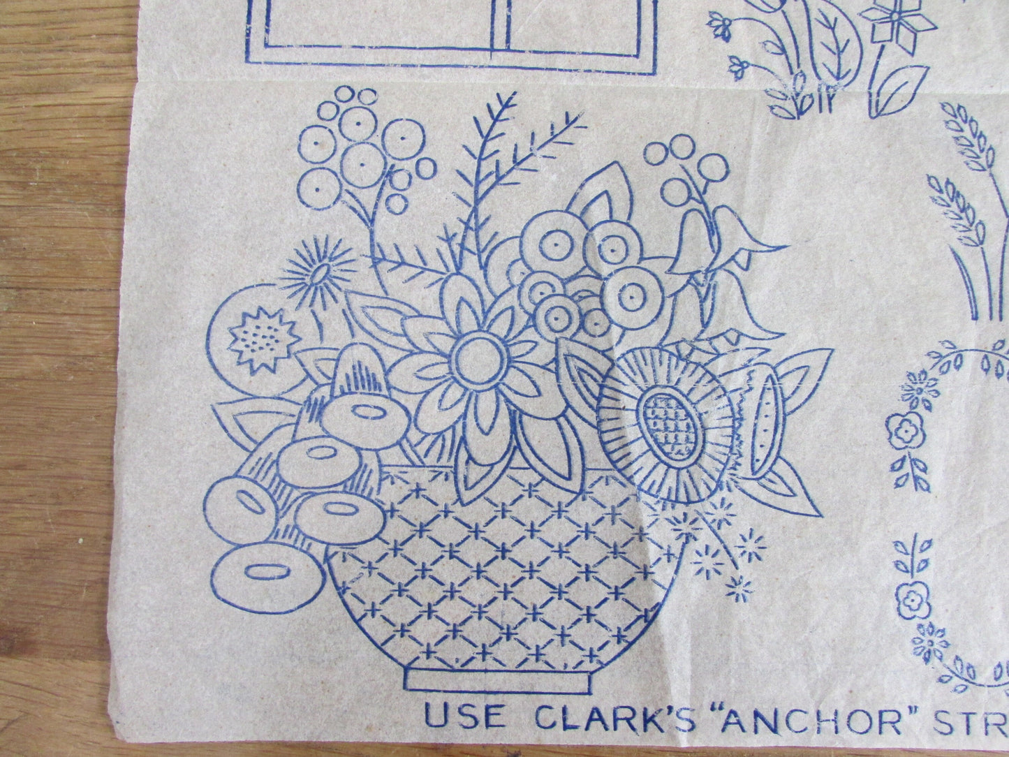 Unused December 1936 Good Needlework & Knitting Magazine assorted flowers and window embroidery transfer