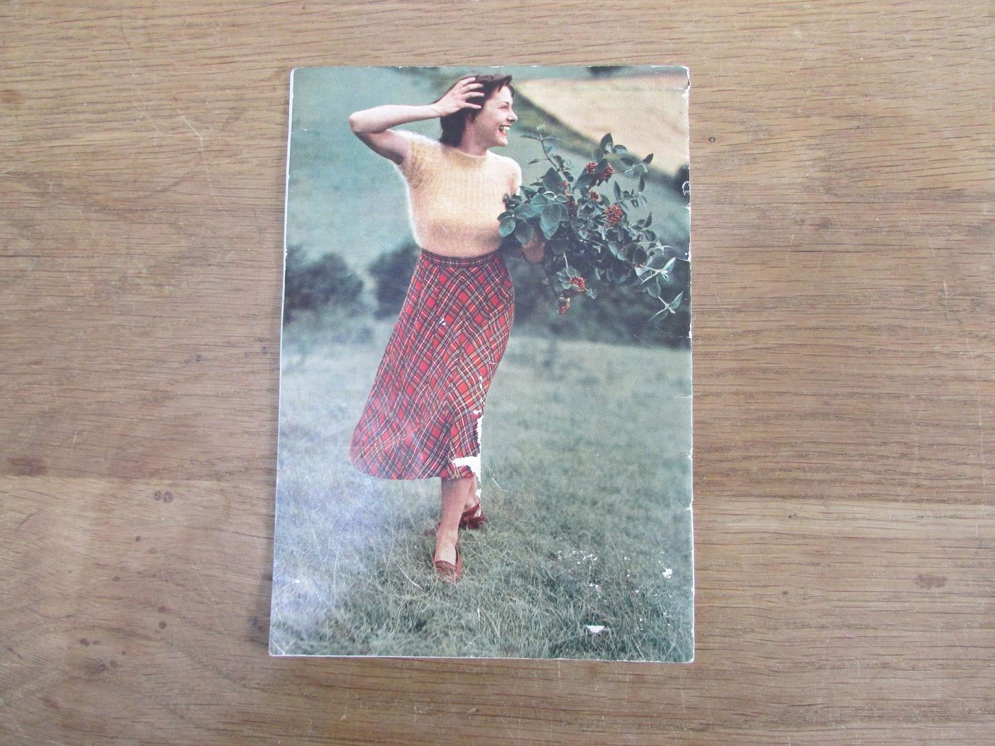 1940s Stitchcraft Under Twenty Teen-age Hand Knits pattern booklet