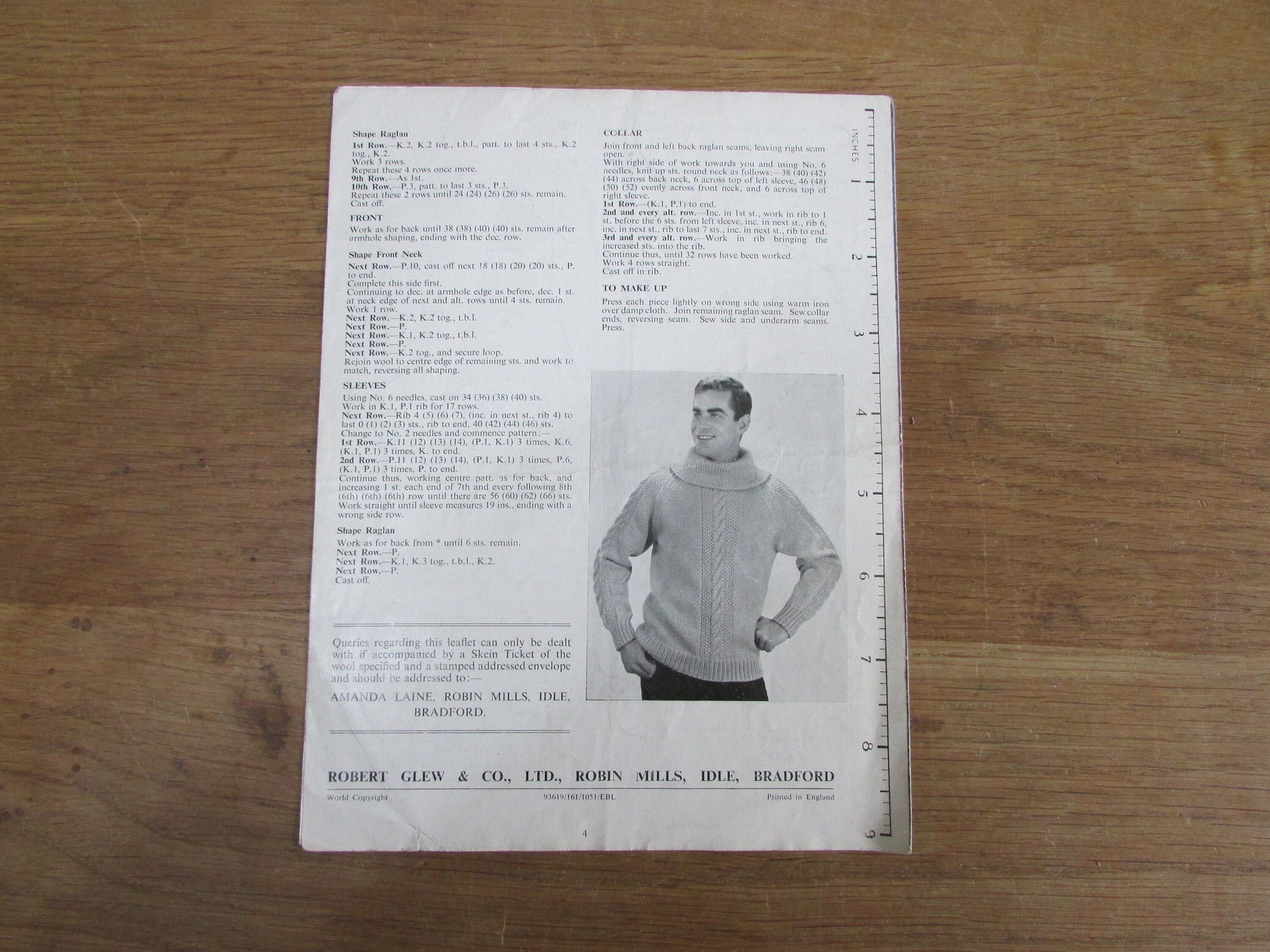 1950s Robin "Rhythm" 1051 knitting pattern for family size sweater