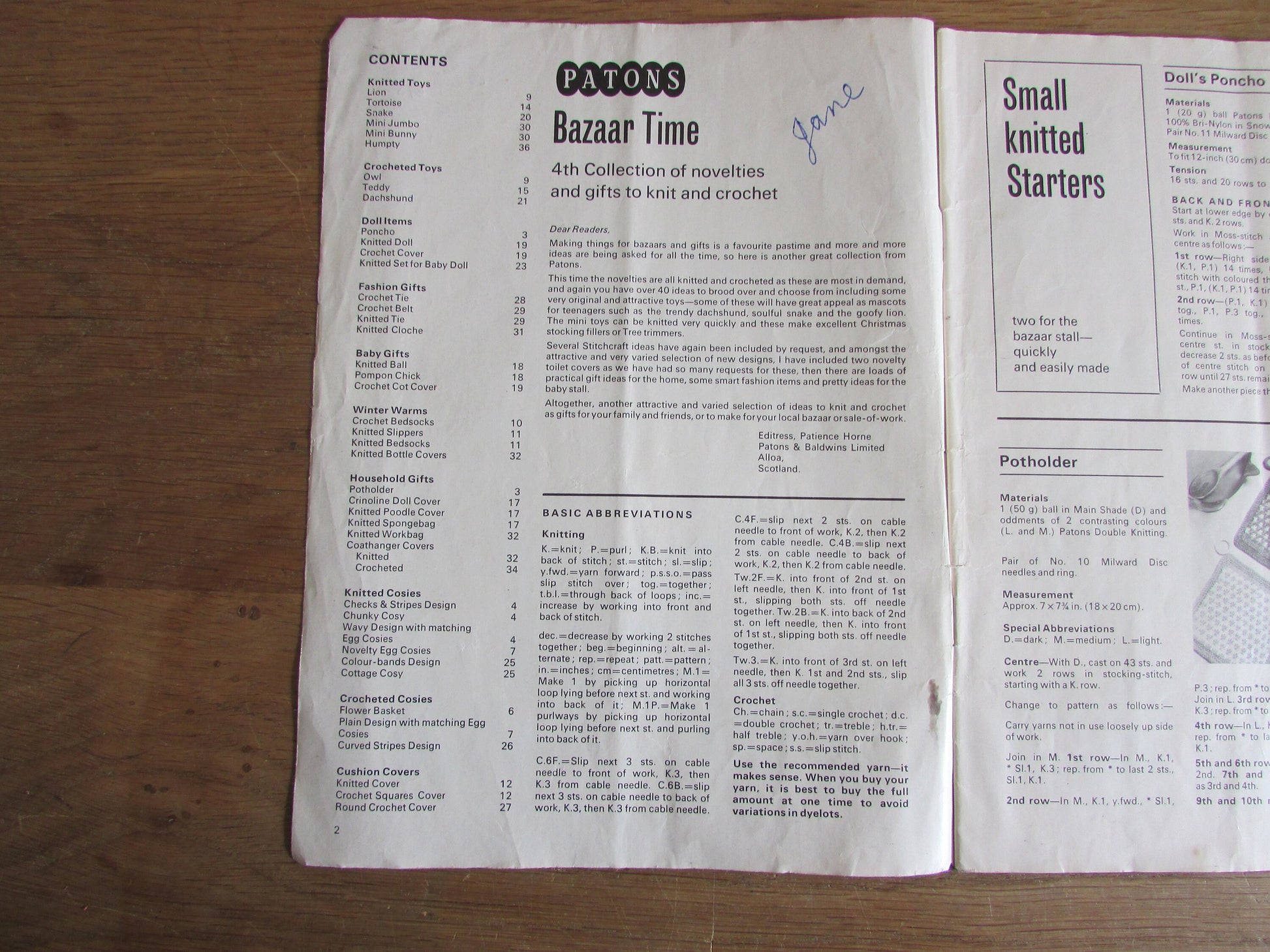 1970s Patons No.172 Bazaar Time: over 40 ideas for gifts & novelties