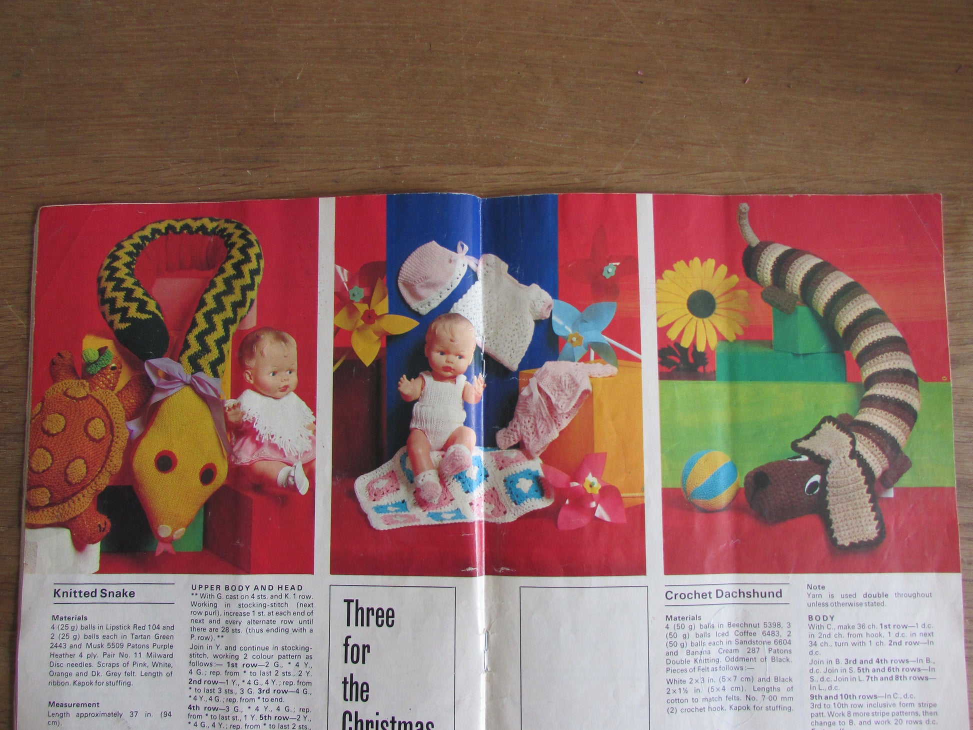 1970s Patons No.172 Bazaar Time: over 40 ideas for gifts & novelties