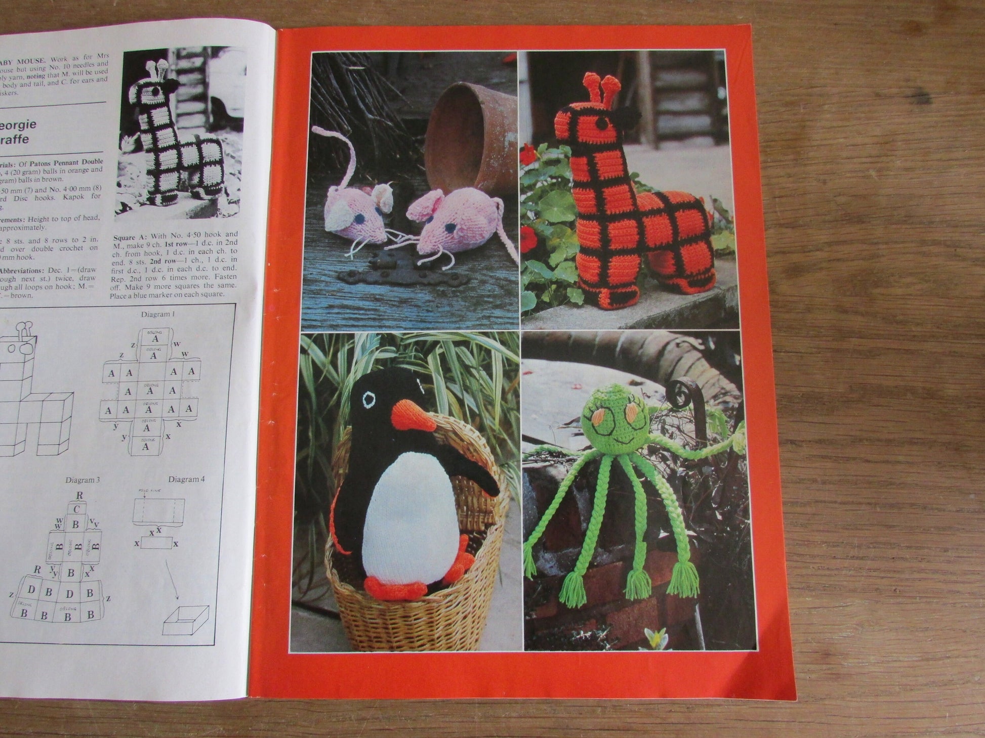 1974 Patons Gift Time 190: over 40 ideas for gifts & bazaars