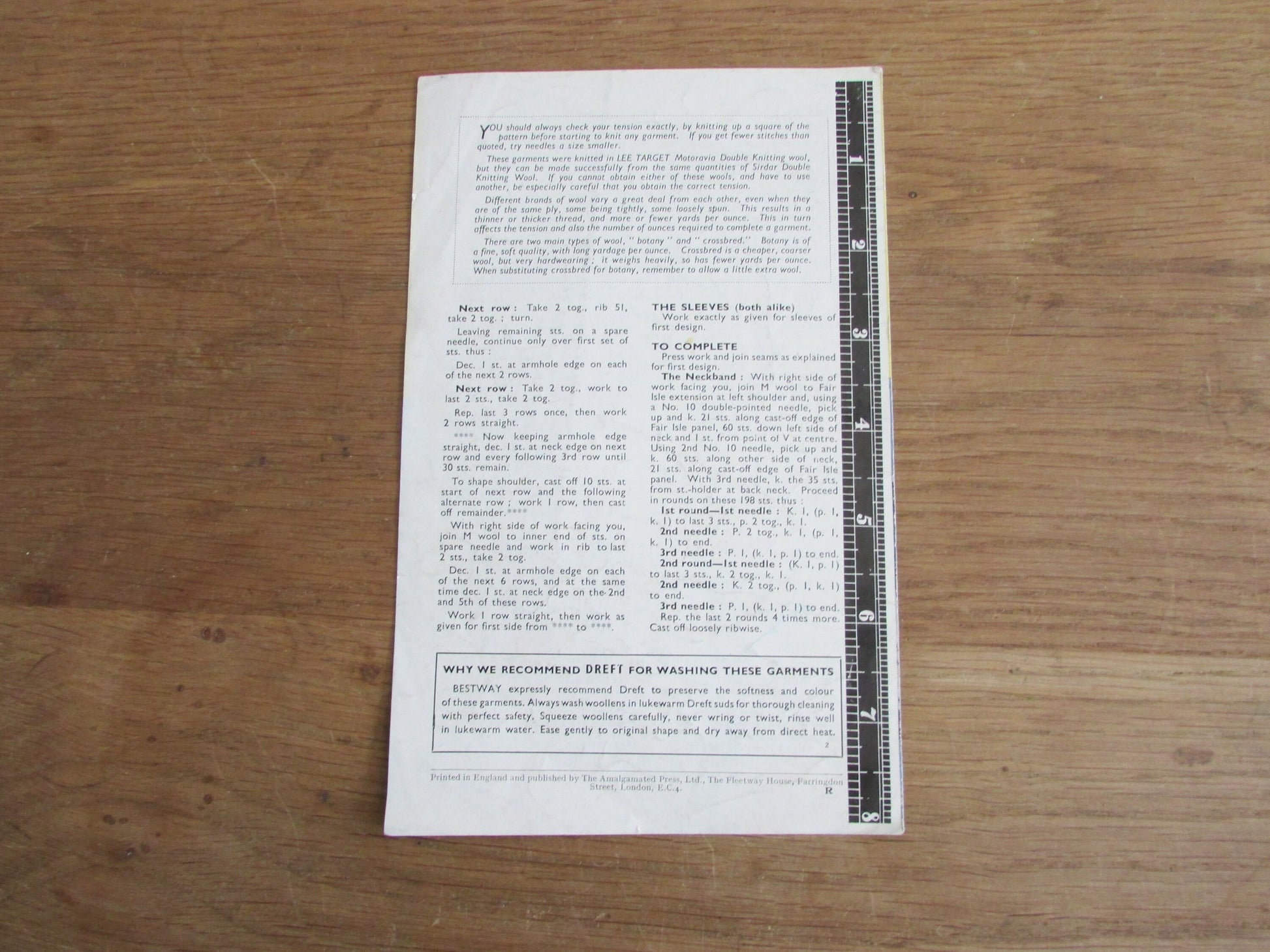 Vintage Bestway B3081 knitting pattern for sweater with Fair Isle bands, chest 40-42"