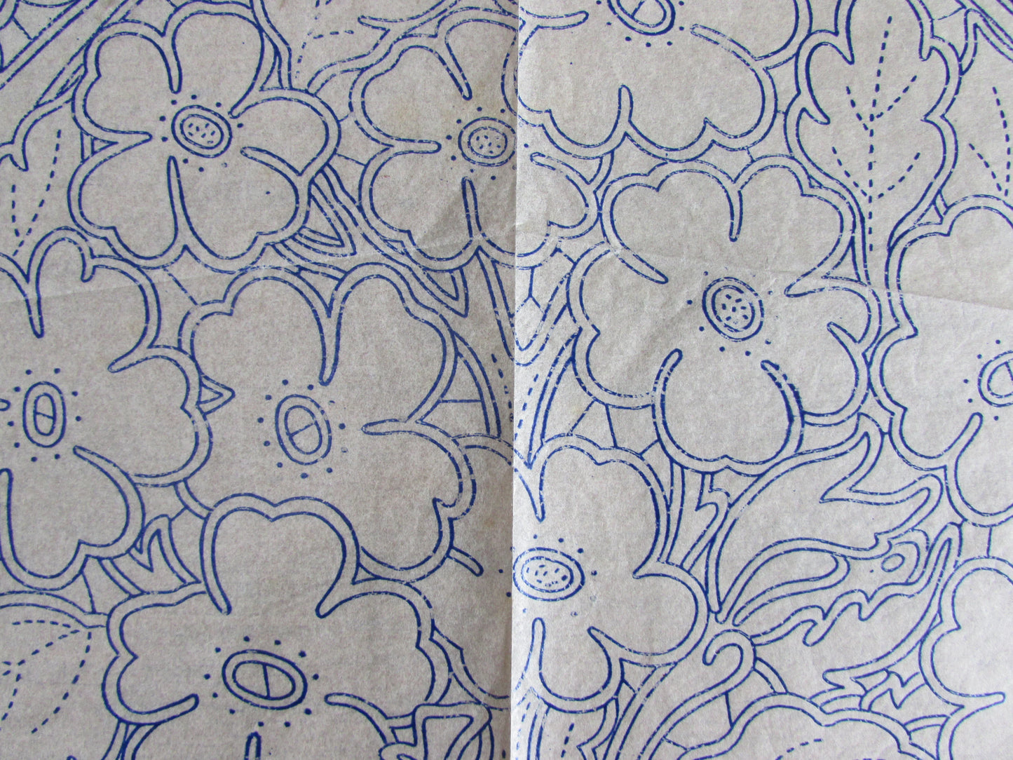 Unused February 1935 Good Needlework Magazine Hellebore embroidery transfer