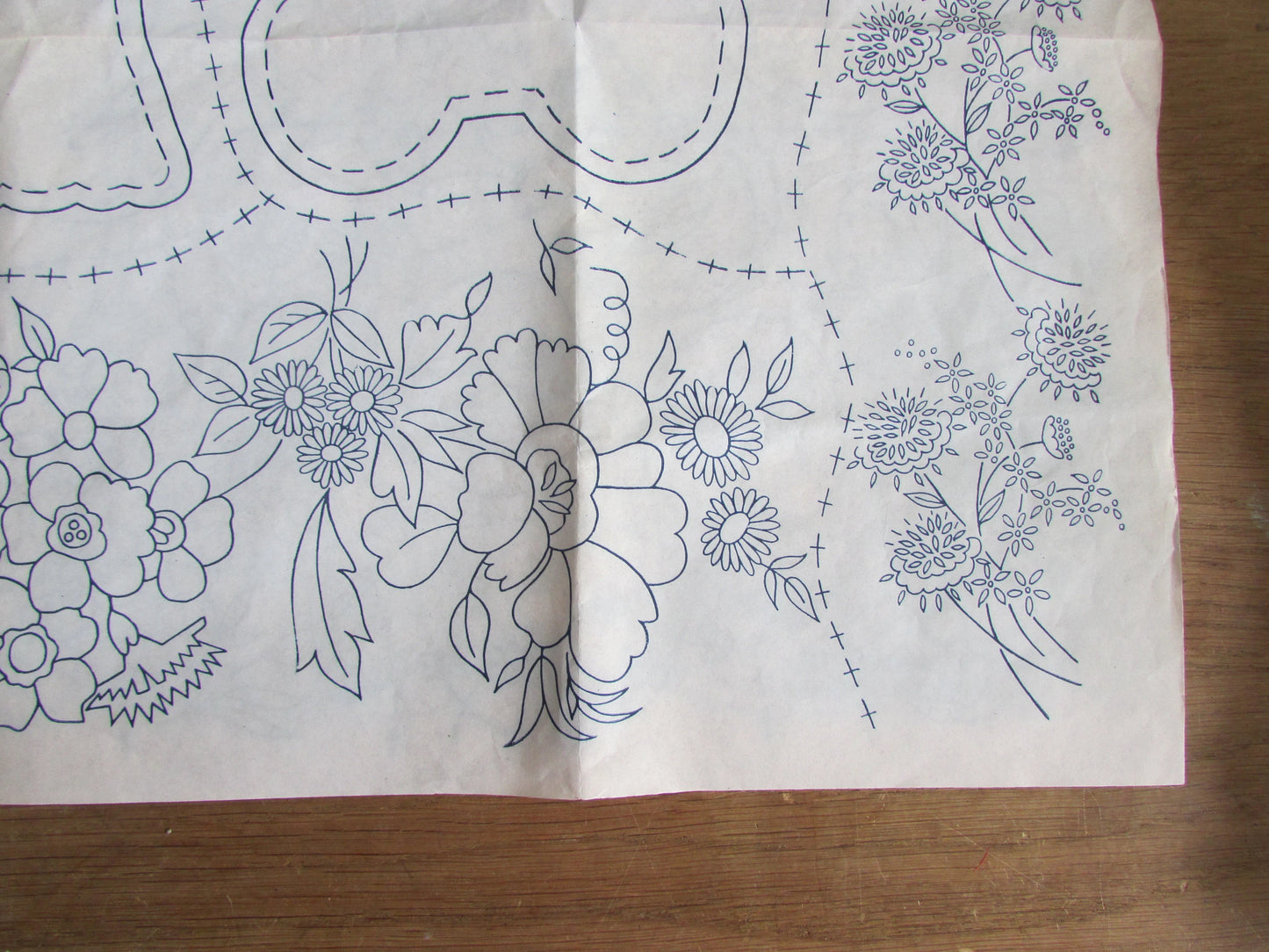 Unused vintage Woman's Weekly nursery-themed embroidery transfer