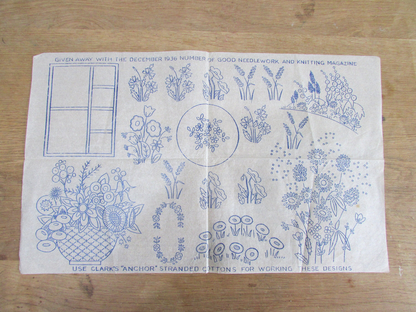 Unused December 1936 Good Needlework & Knitting Magazine assorted flowers and window embroidery transfer