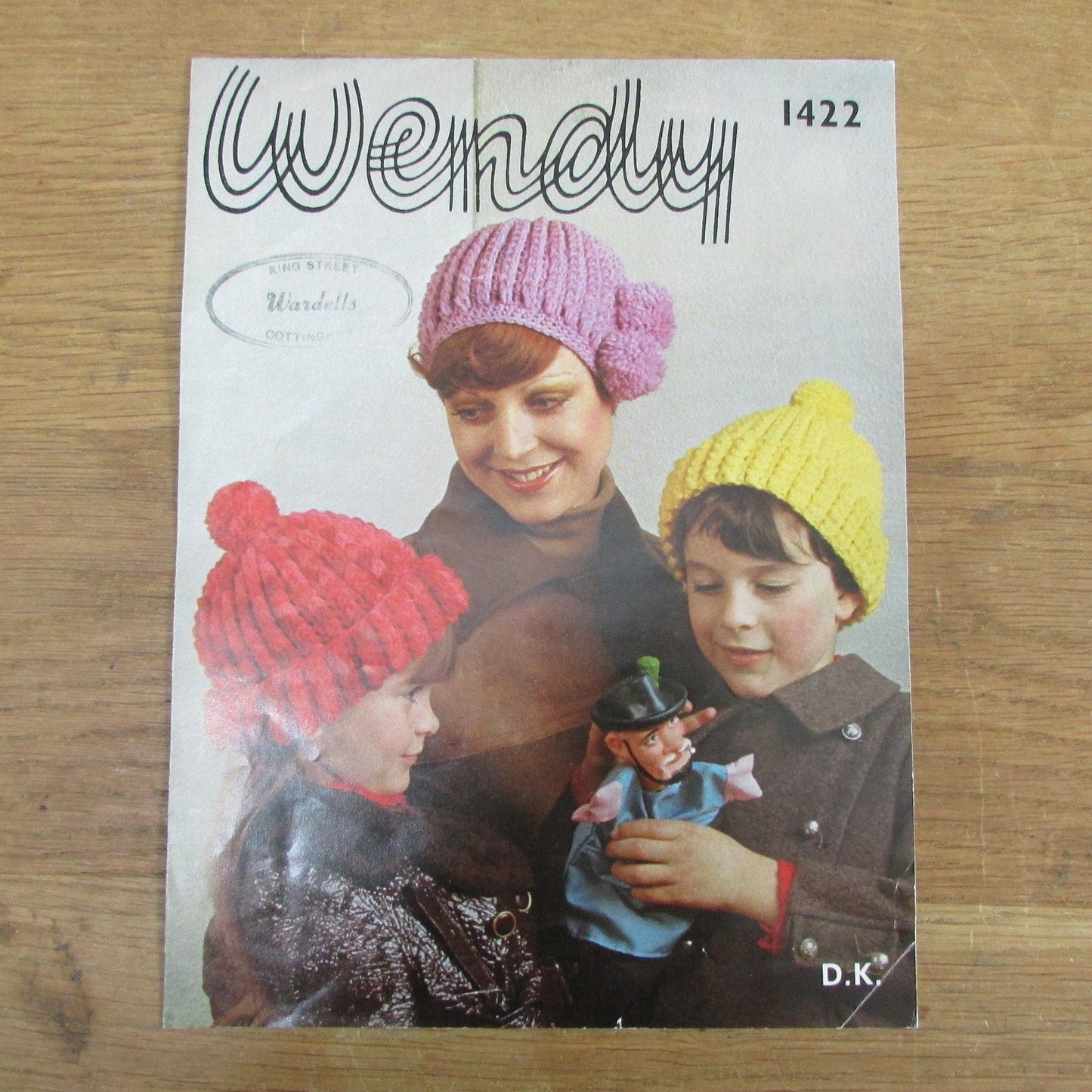 1970s Wendy 1422 knitting pattern for family caps