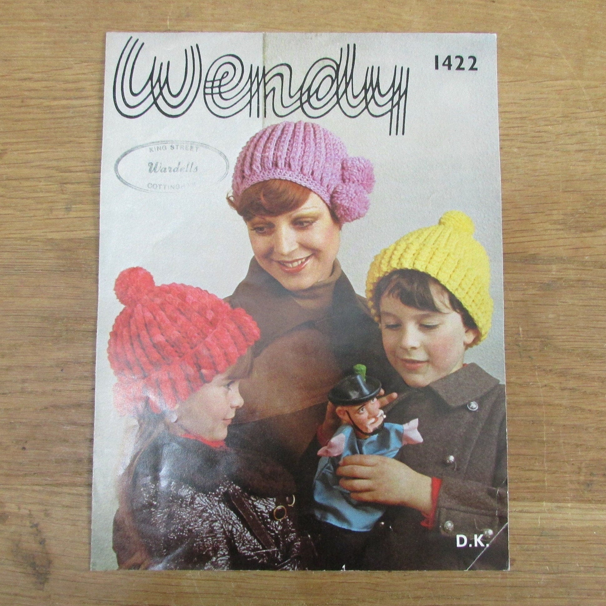 1970s Wendy 1422 knitting pattern for family caps