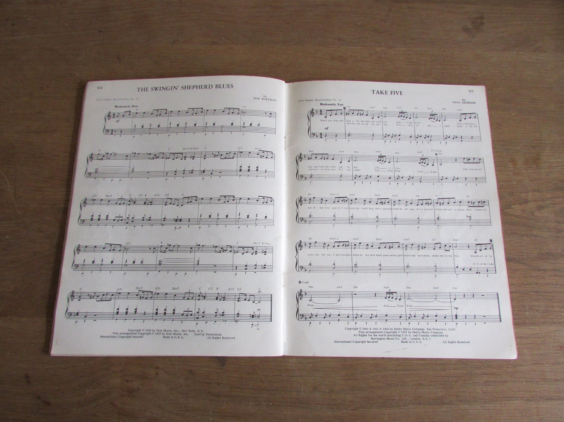 62 Top Pops Easy Piano Easy Organ sheet music (Softback, 1960s)