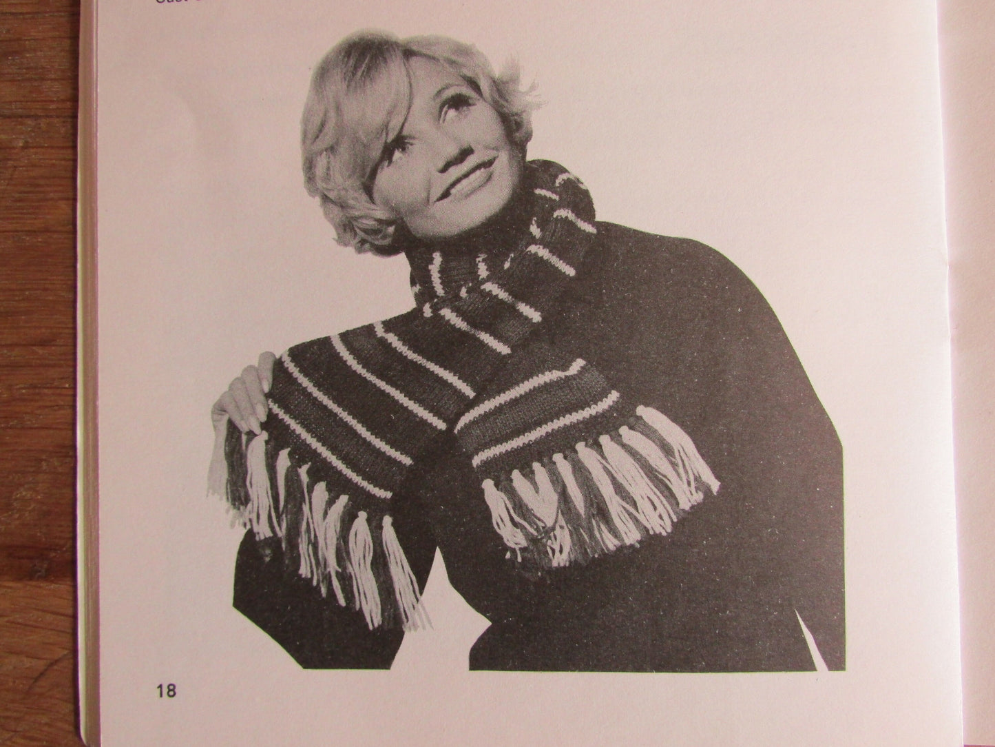 Learn to Knit, by Andrew Williams B.S.c (Softback, 1968)
