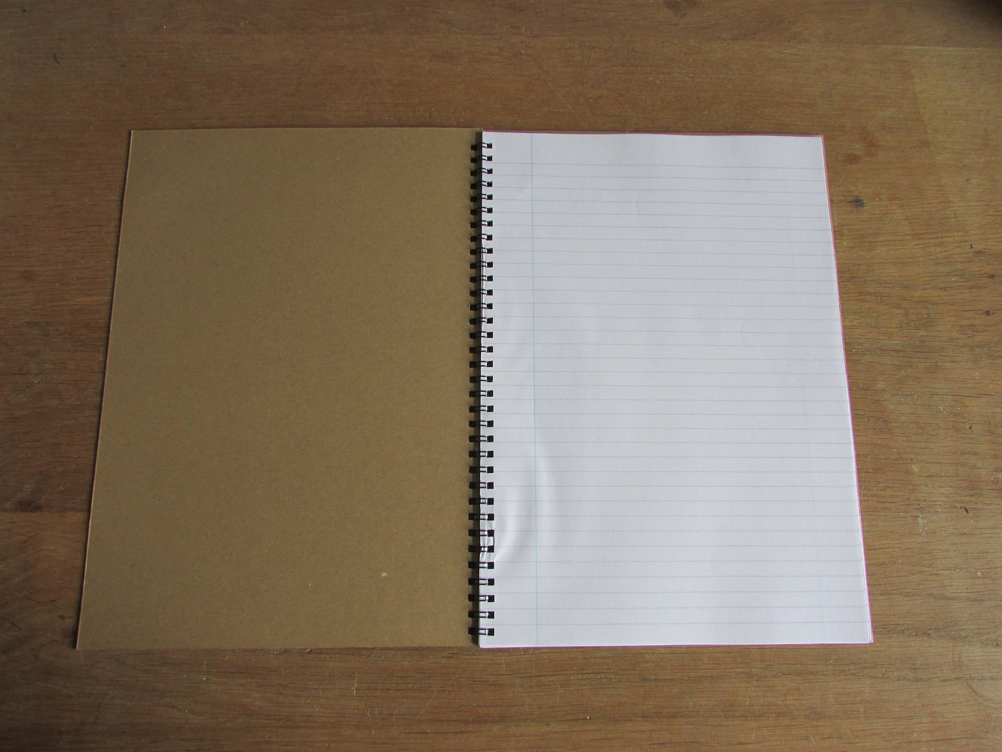 A4 wire-bound notebook, 30 sheets lined paper, German Vol 2