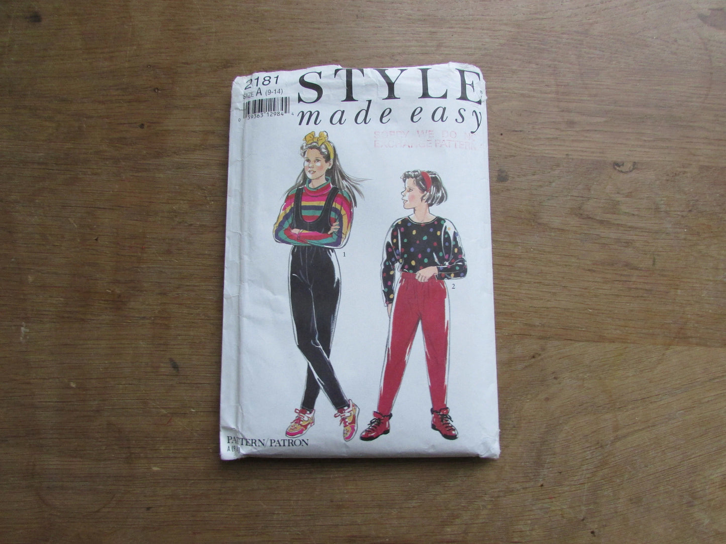 Uncut 1991 Style 2181 sewing pattern for child's co-ordinates, size A (9-14) (complete)