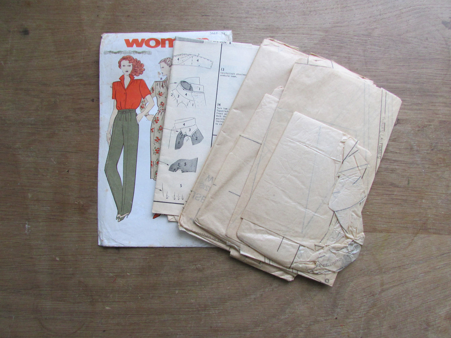 Part cut 1980s Woman W28 sewing pattern for top, skirt & trousers, size 12 (complete)