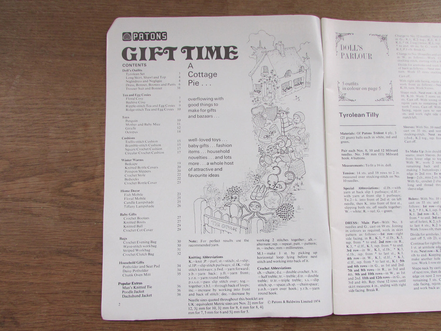 1974 Patons Gift Time No.190: over 40 ideas for gifts & bazaars