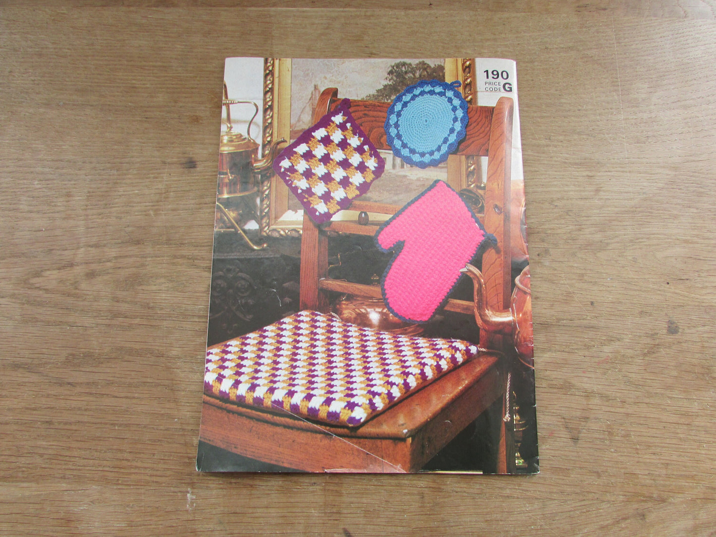 1974 Patons Gift Time No.190: over 40 ideas for gifts & bazaars