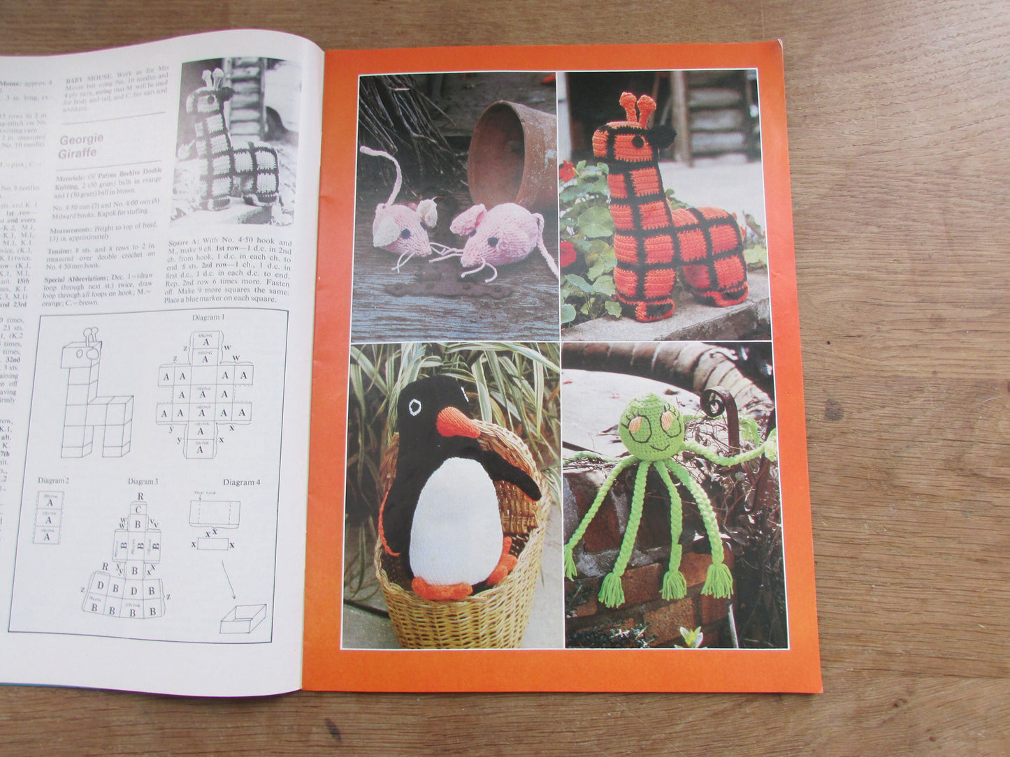 1974 Patons Gift Time No.190: over 40 ideas for gifts & bazaars