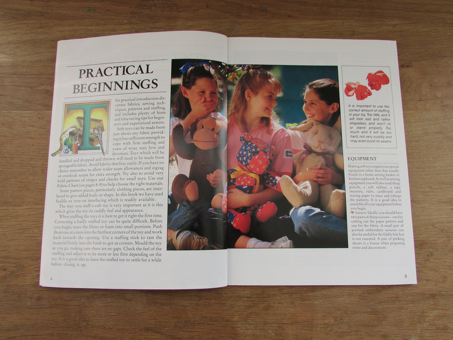 Family Circle Soft Toys to Sew, by Toria Todman (Softback, 1990)