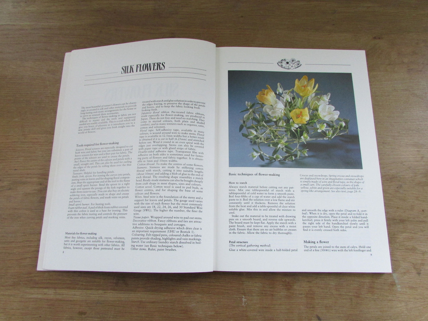 How to Make Beautiful Flowers, by Valerie Jackson (Softback, 1990)