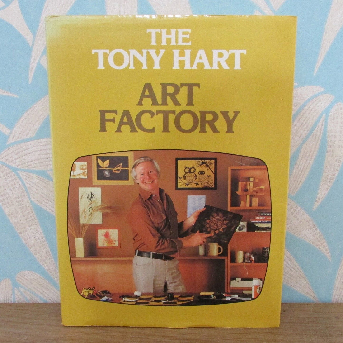 The Tony Hart Art Factory annual (Hardback, 1980)