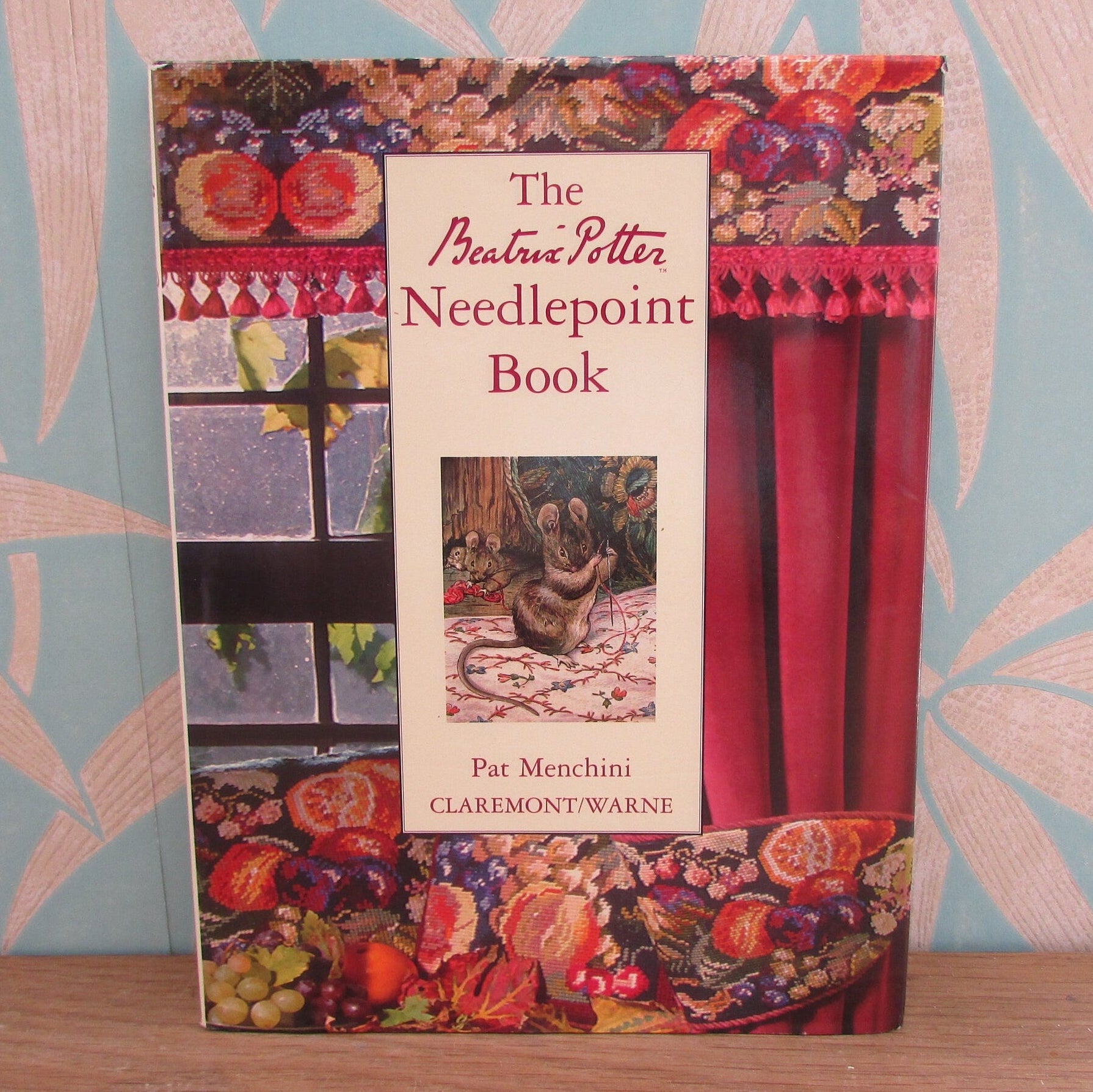 The Beatrix Potter Needlepoint Book, by Pat Menchini (Hardback, 1995)