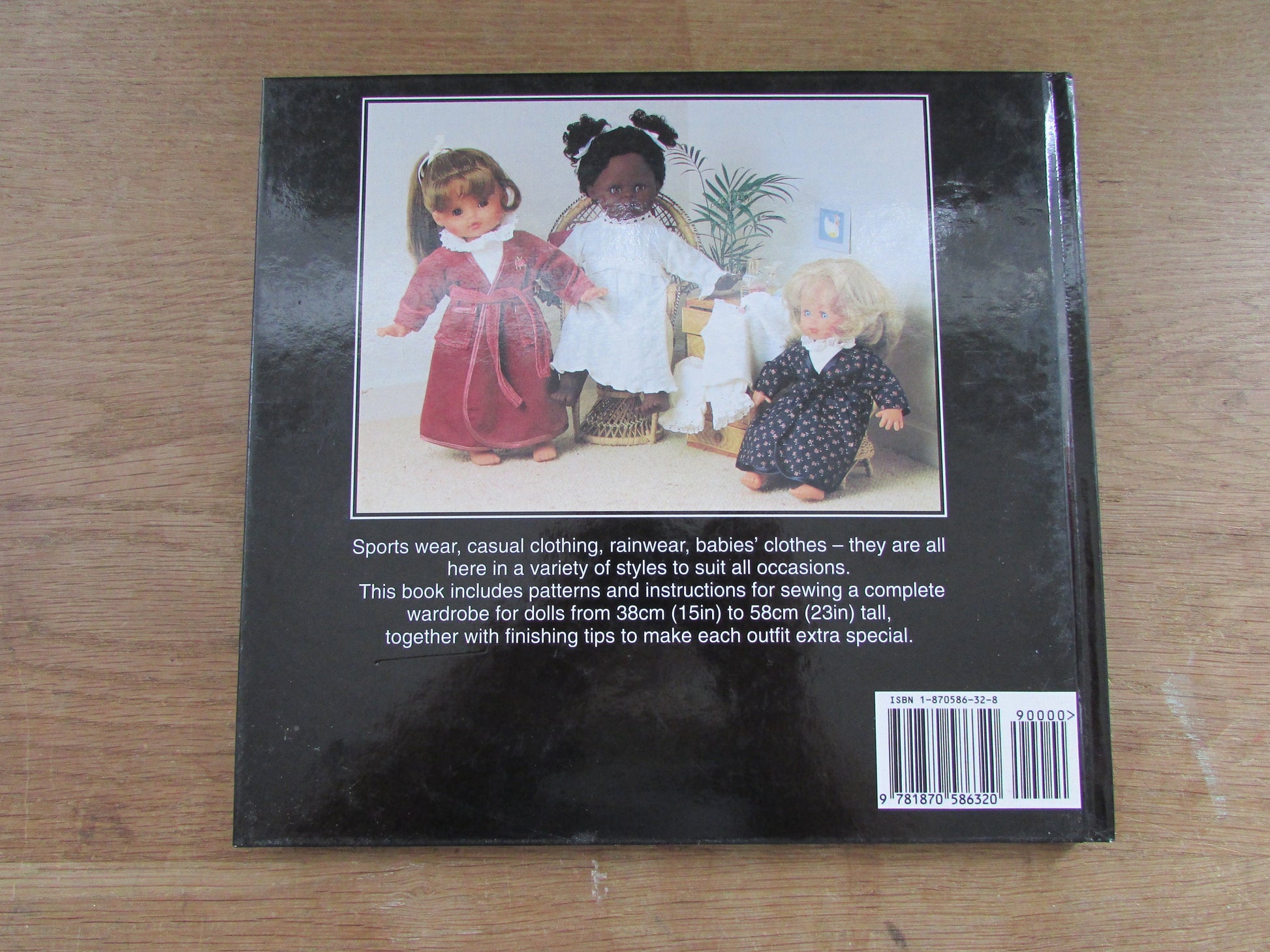 Dolls Clothes: Create Over 75 Styles For Your Doll, by Mette Jorgensen (Hardcover, 1997)