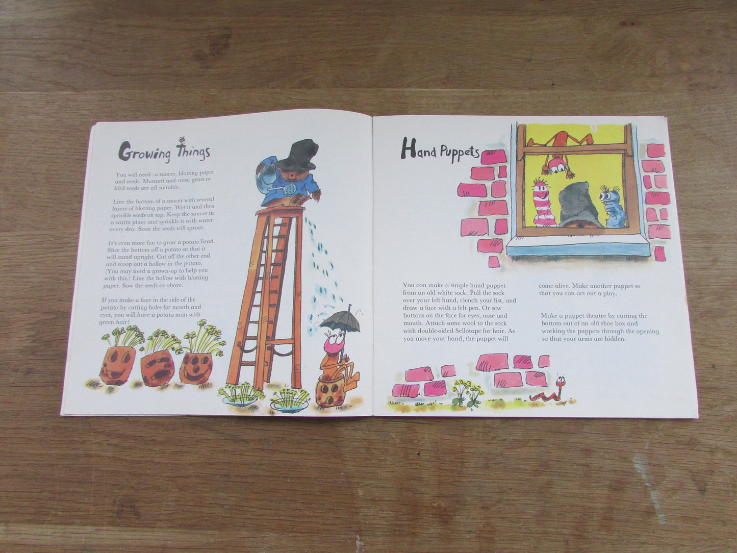 Paddington's Loose End Book, by Michael Bond (Softback, 1976)