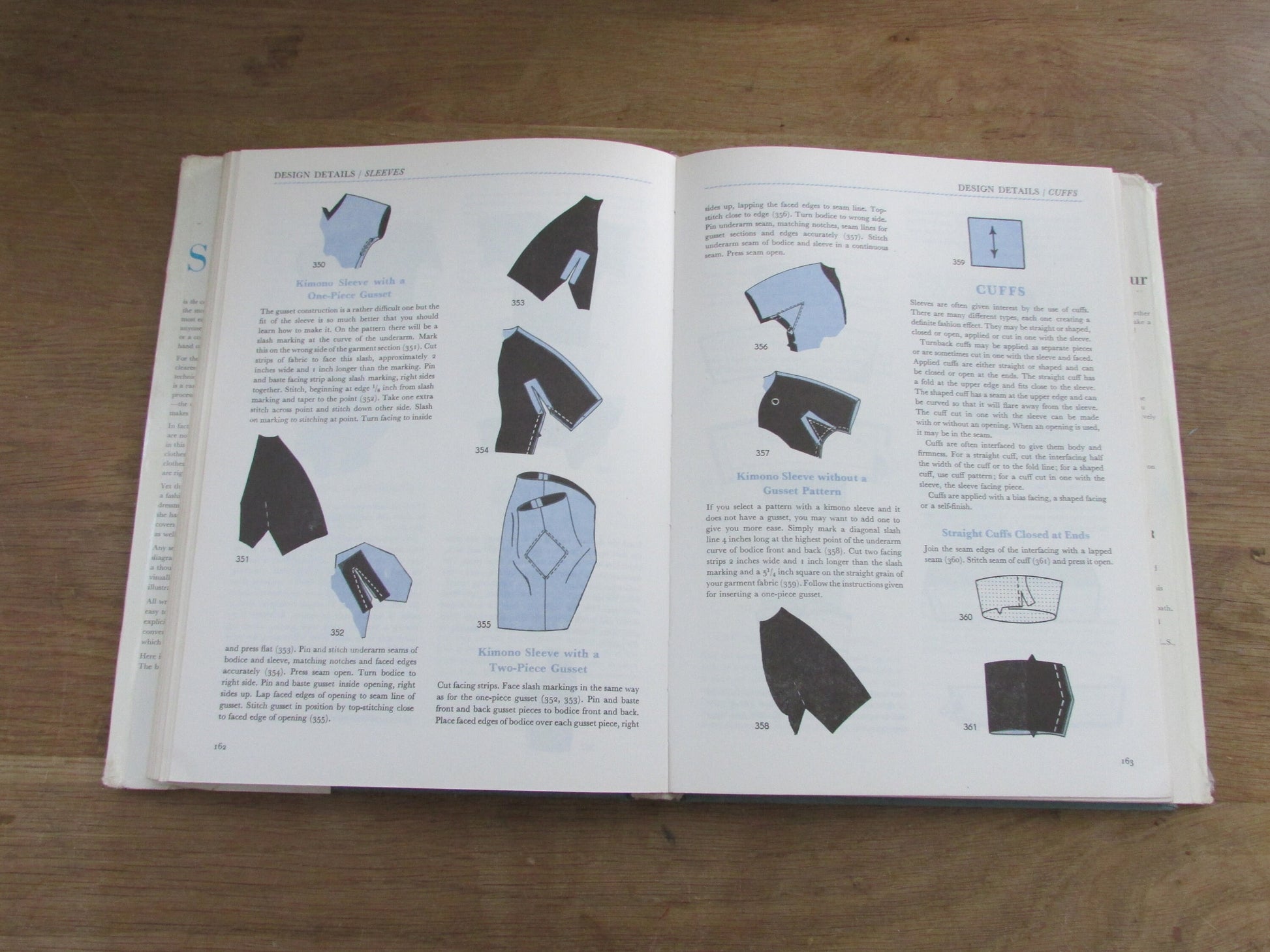 McCall's Sewing in Colour (Hardback, 1969)