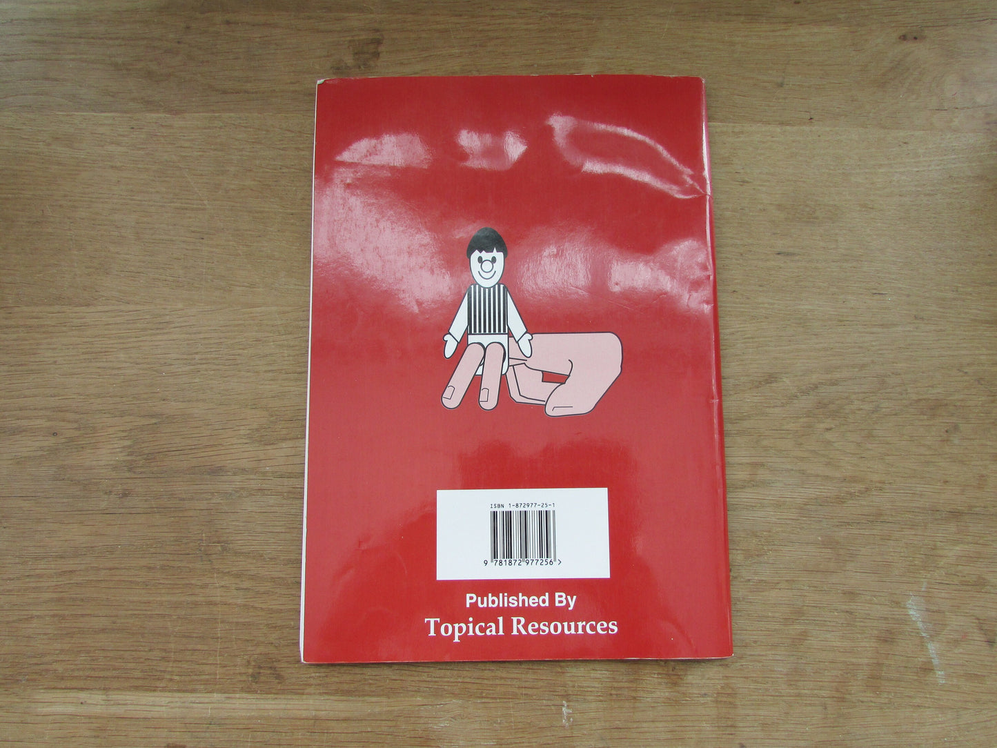 Design & Make Puppets using Textiles; a photocopiable activity book, by Peter Bell (Softback, 1996)