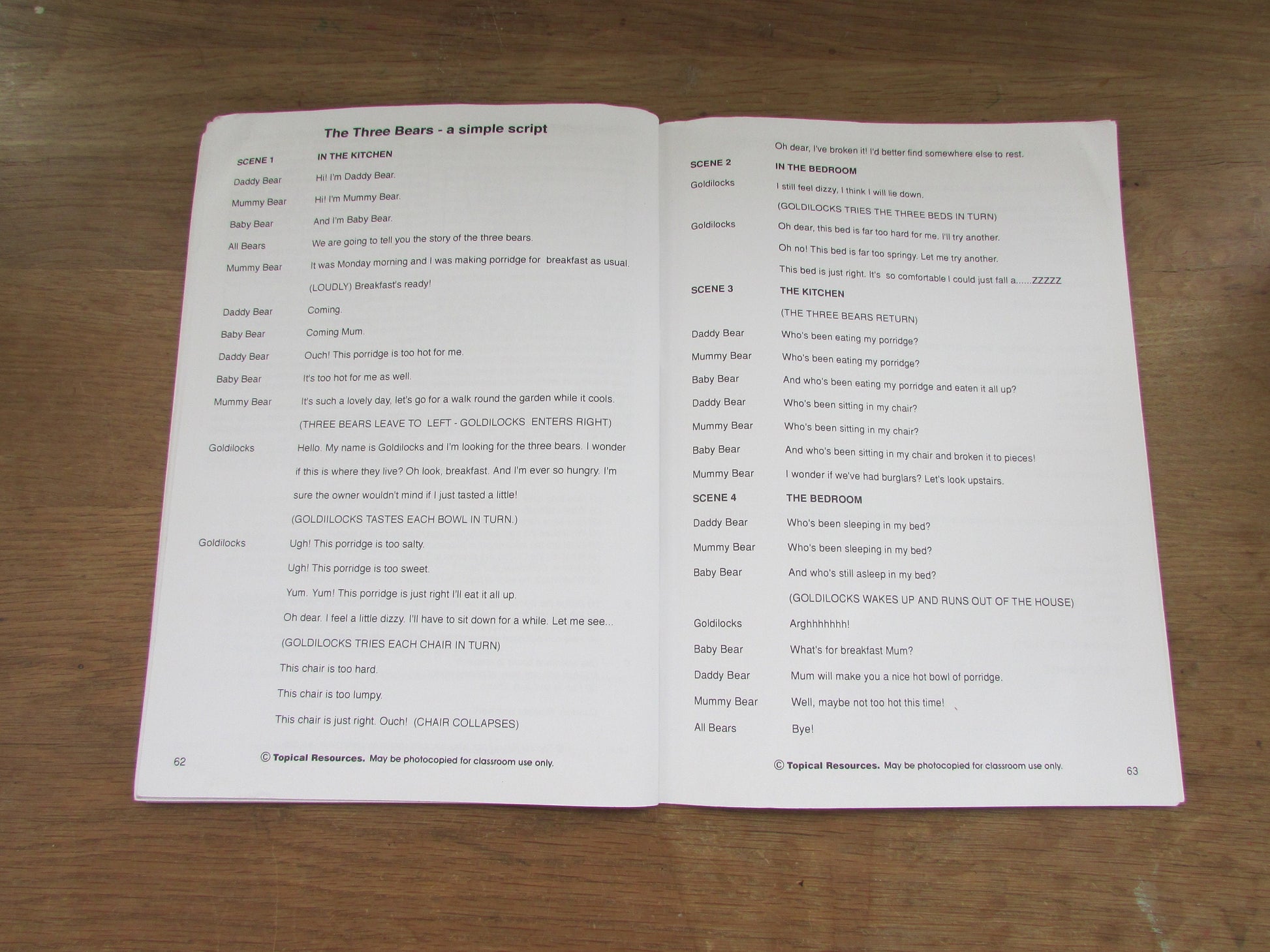 Design & Make Puppets using Textiles; a photocopiable activity book, by Peter Bell (Softback, 1996)
