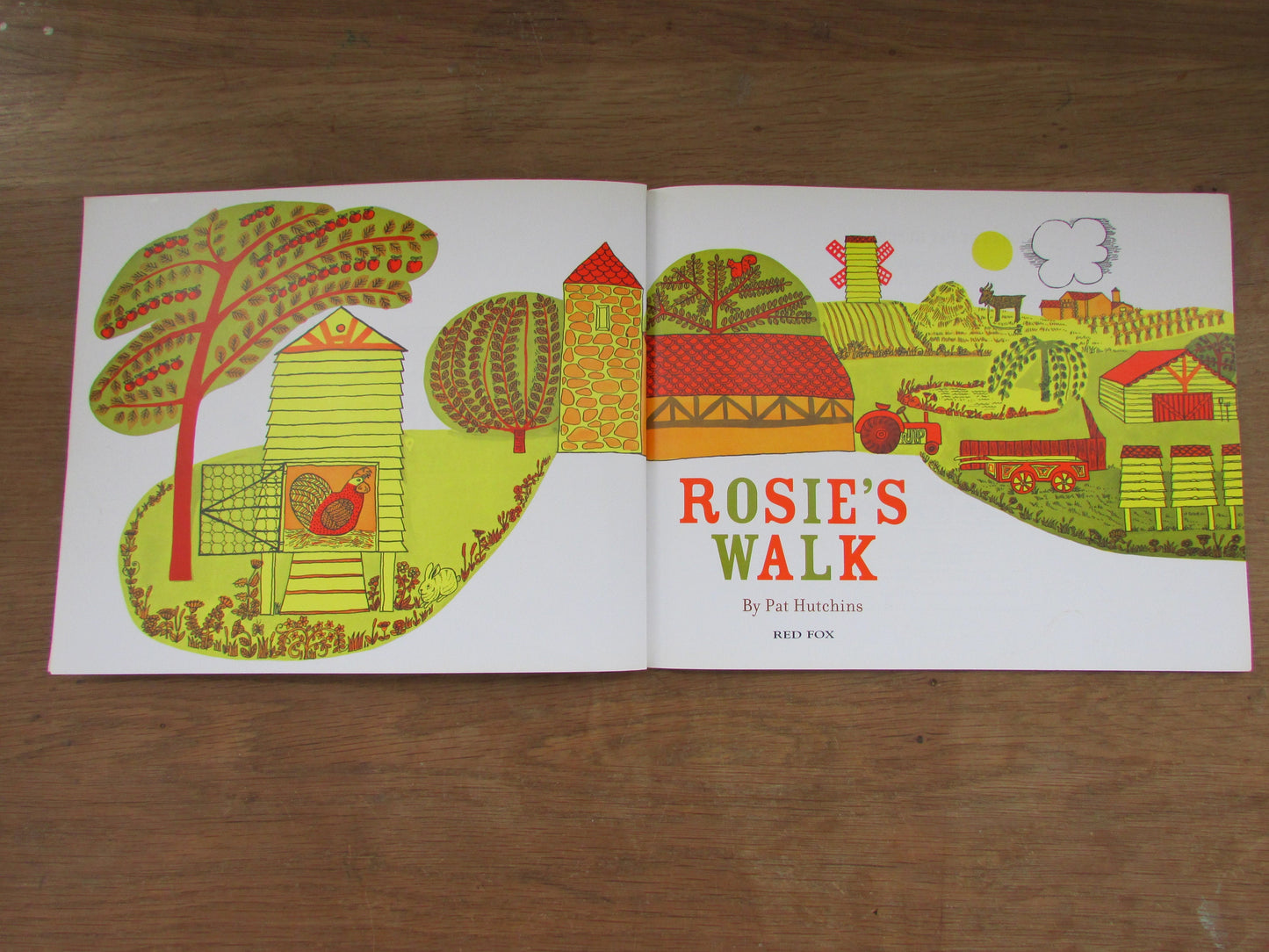 Rosie's Walk, by Pat Hutchins (Softback, 1996)