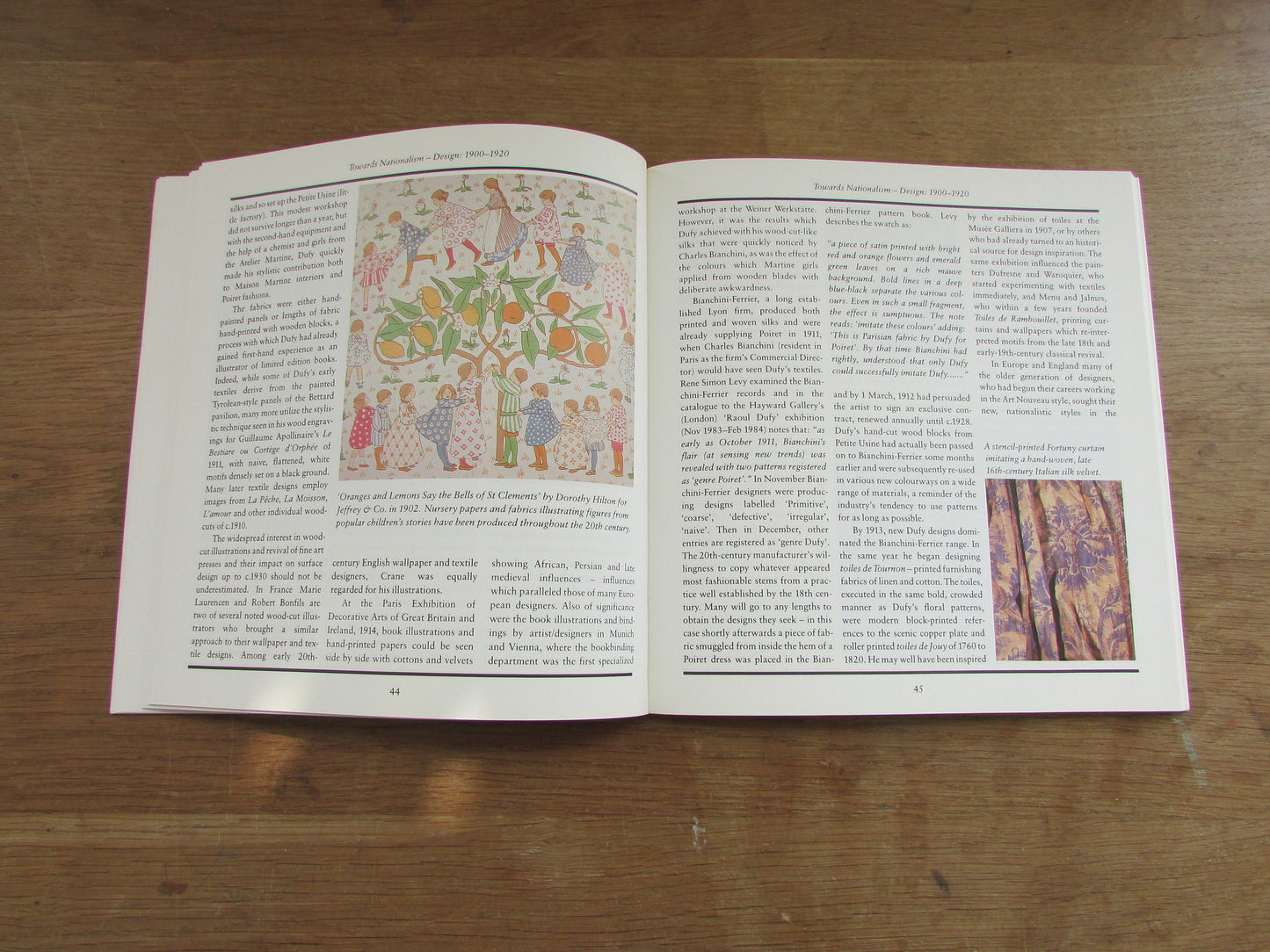 Fabrics & Wallpapers: Twentieth-Century Design, by Mary Schoeser (Softback, 1986)