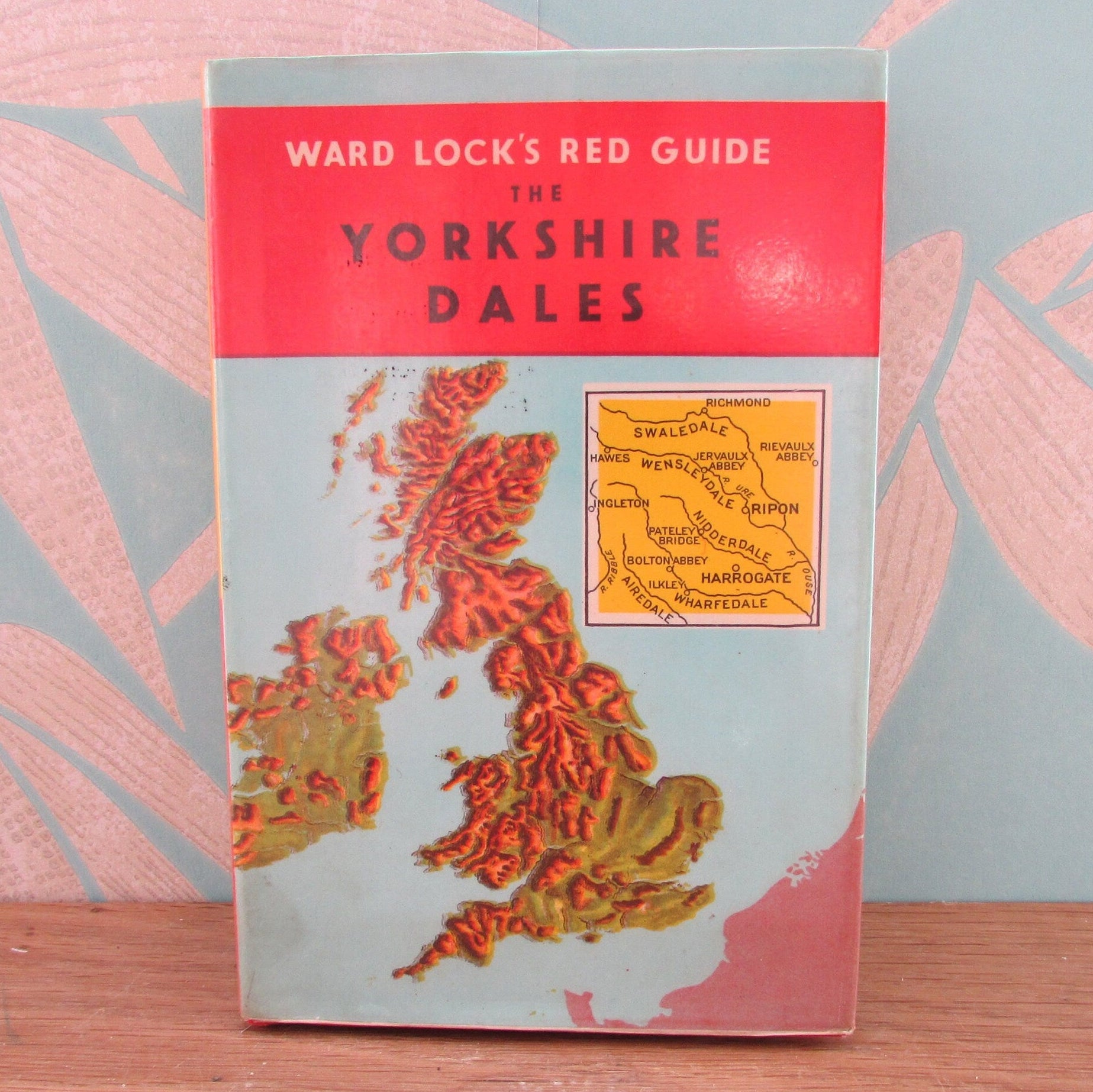 Ward Lock's Red Guide to The Yorkshire Dales, by Reginald J. W. Hammond (Hardback, 1965)